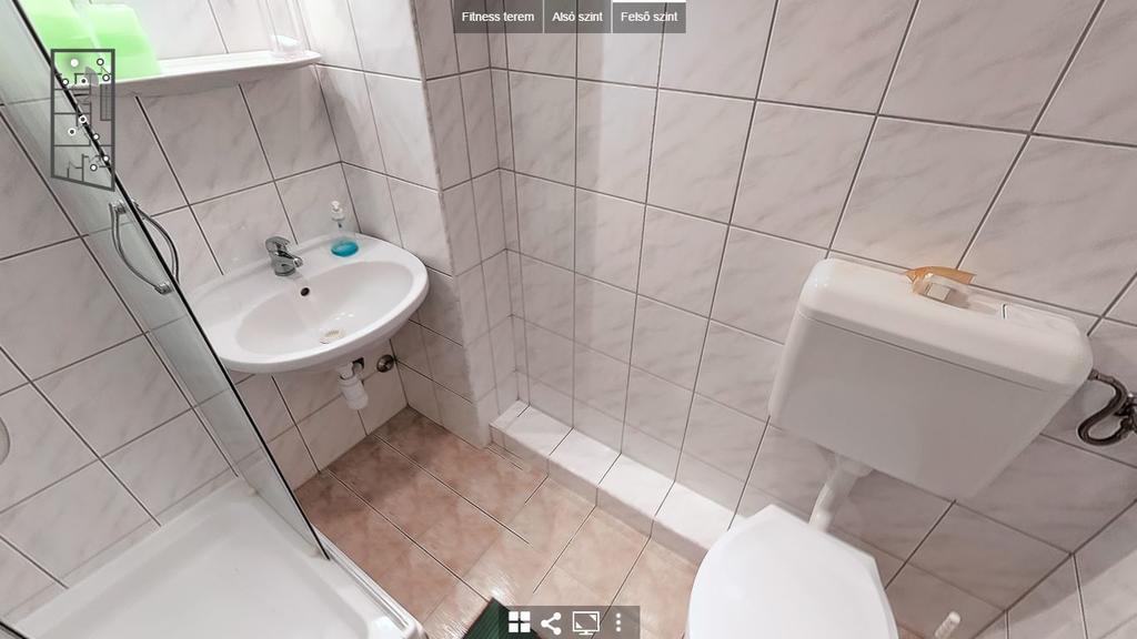 Tímárház Panzió Acomodação com café da manhã Szeged Exterior foto